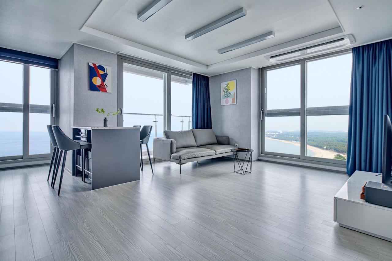 Gangneung Chonpines Ocean Suites Hotel Zewnętrze zdjęcie