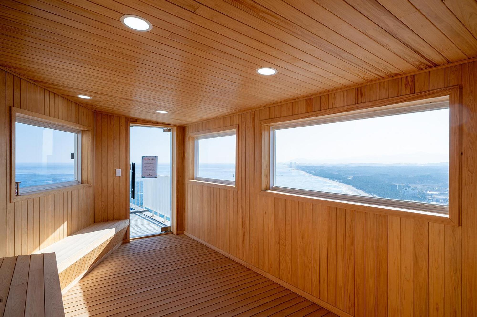 Gangneung Chonpines Ocean Suites Hotel Zewnętrze zdjęcie